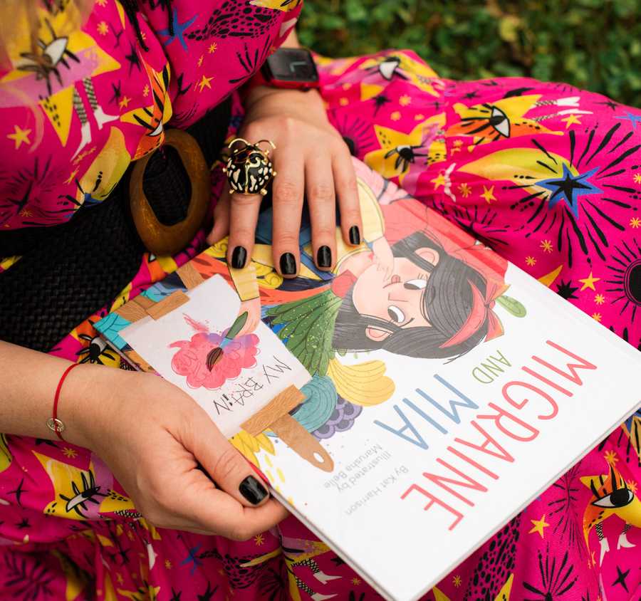 Marusha Belle with children book